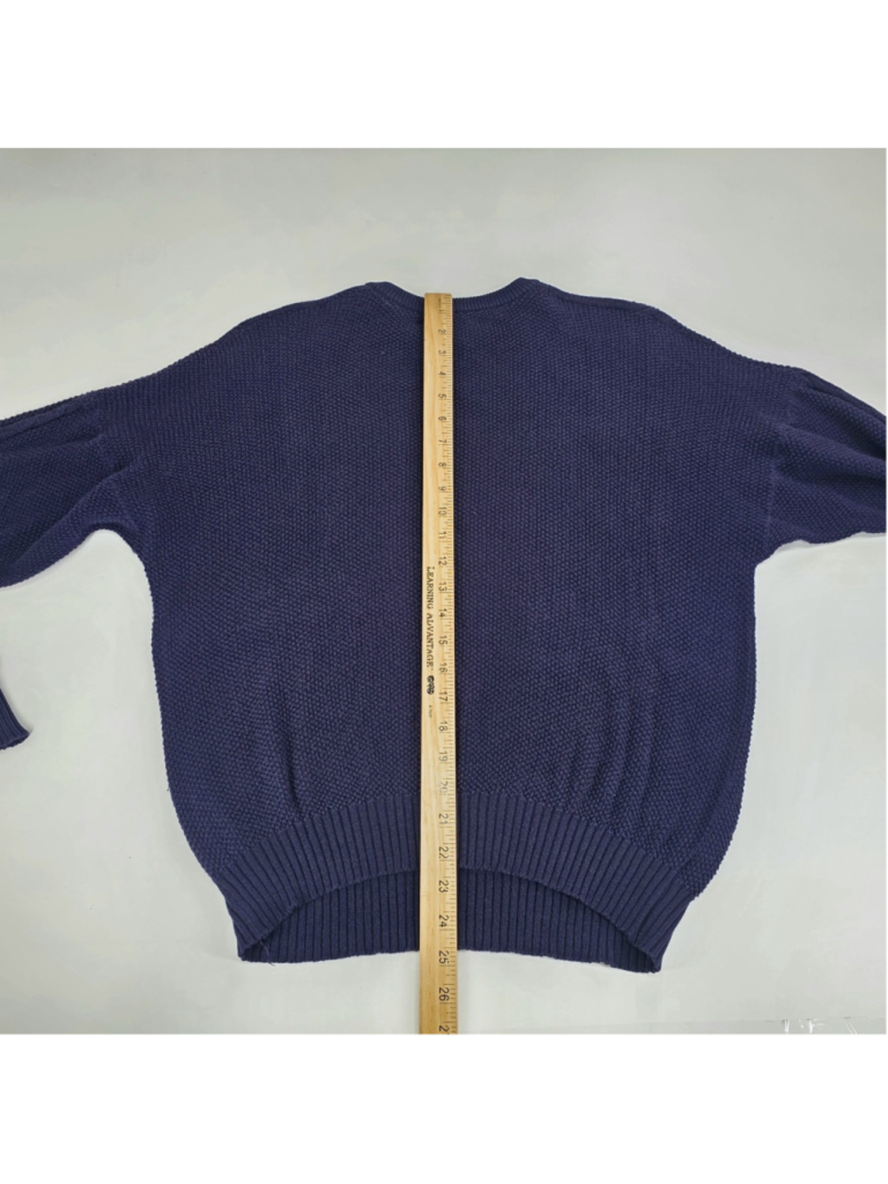 Pringle Scotland Sweater Mens M Navy Wool Knit Crewneck Quiet Luxury - Picture 9 of 12